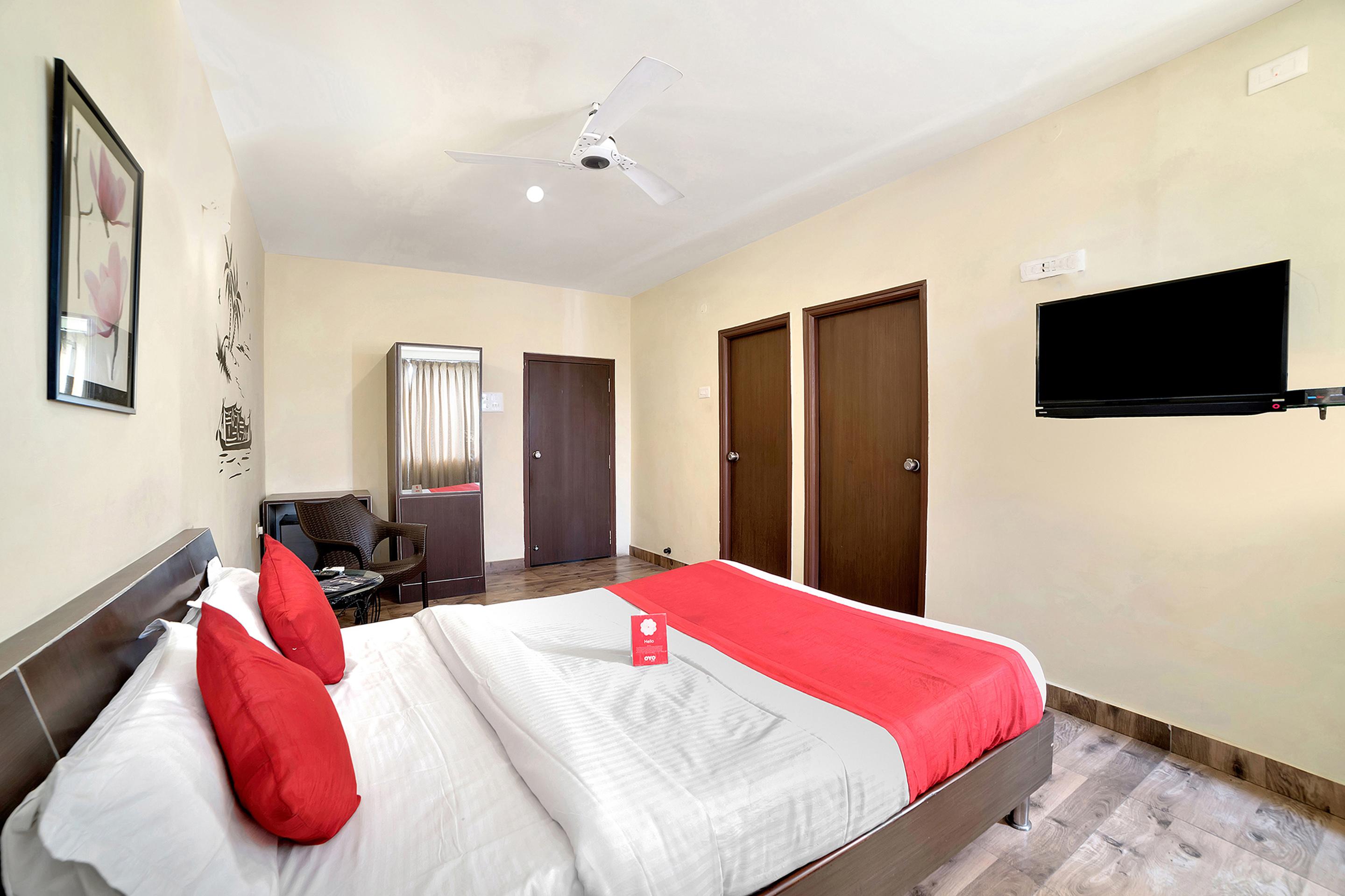 Oyo 674 Apartment Hotel Manar Luxury Suites Haidarábád Kültér fotó