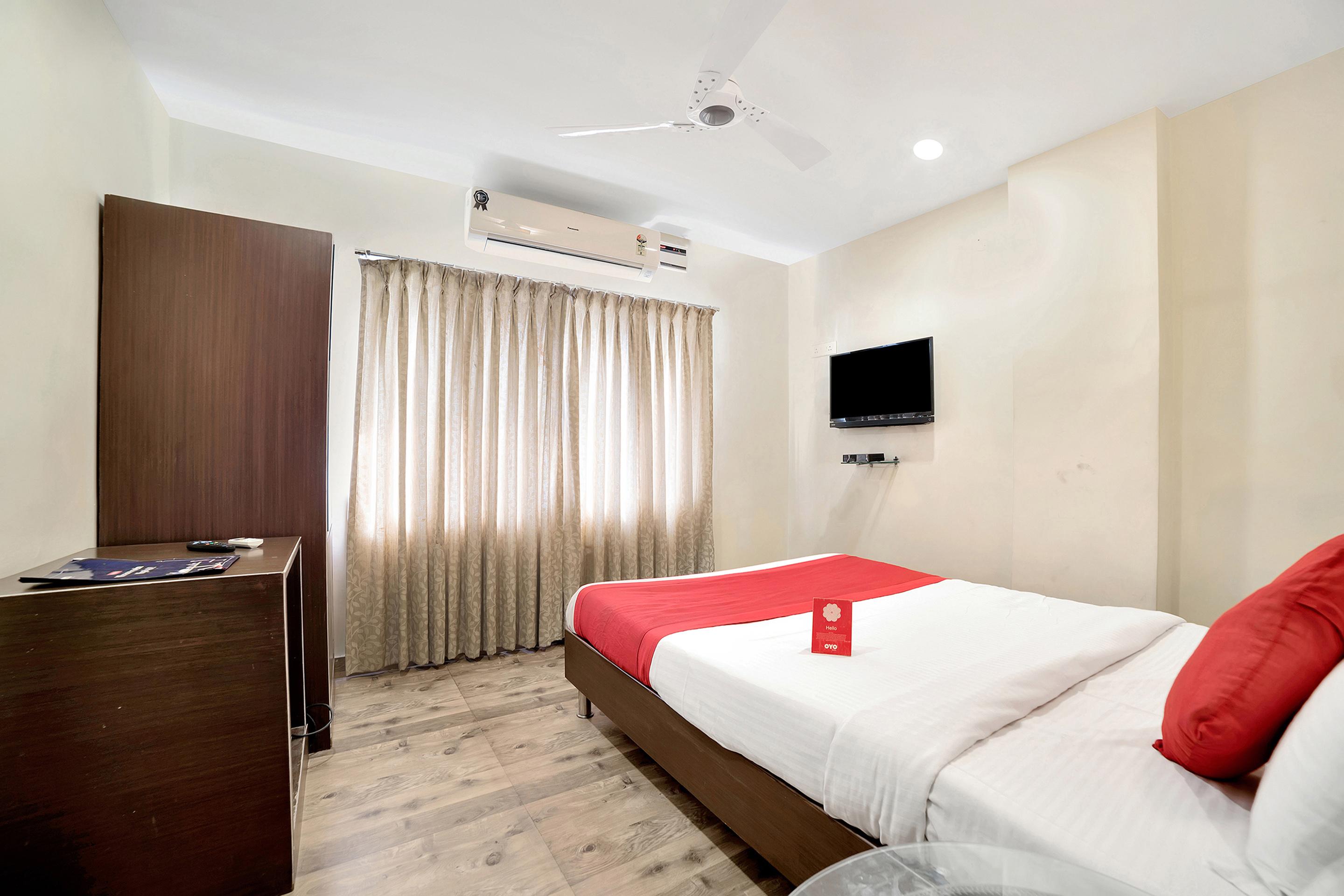 Oyo 674 Apartment Hotel Manar Luxury Suites Haidarábád Kültér fotó