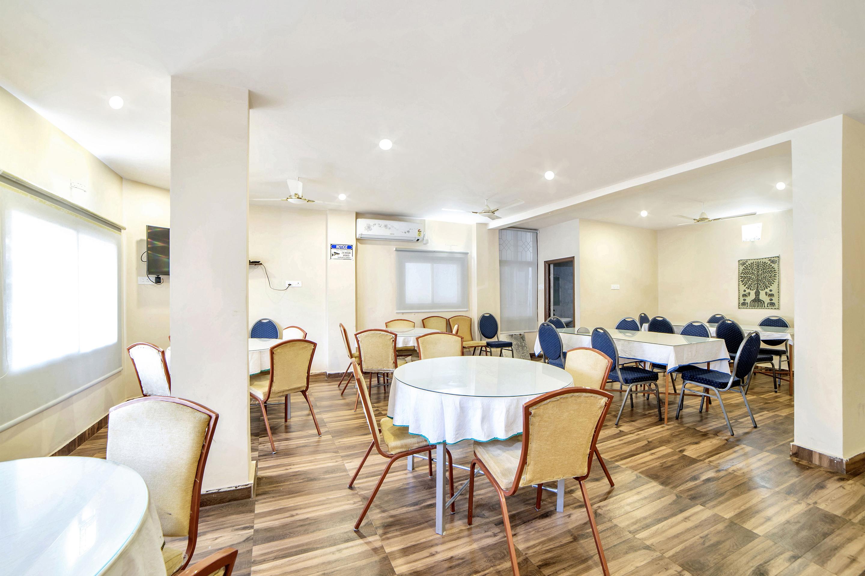 Oyo 674 Apartment Hotel Manar Luxury Suites Haidarábád Kültér fotó