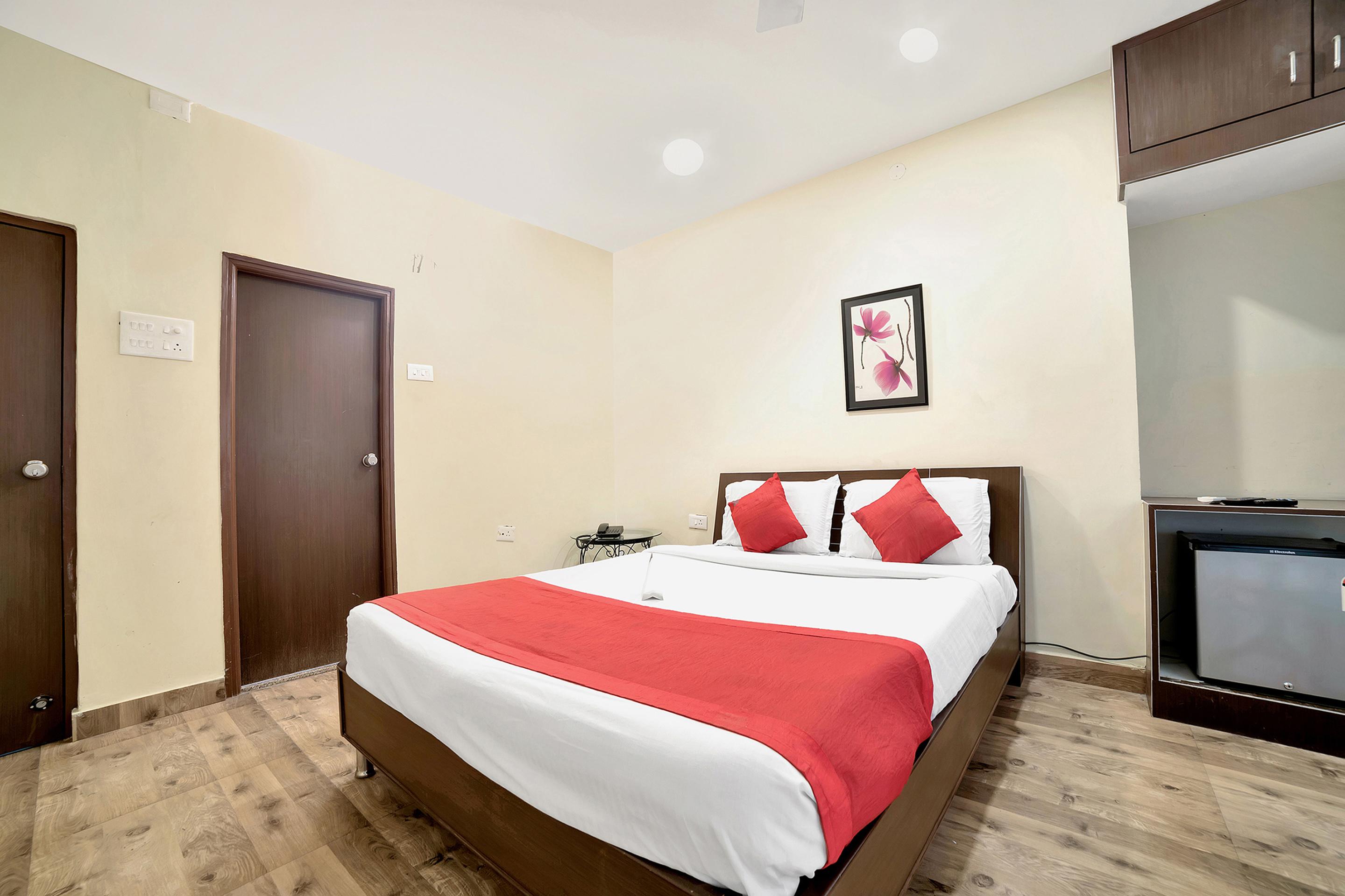 Oyo 674 Apartment Hotel Manar Luxury Suites Haidarábád Kültér fotó