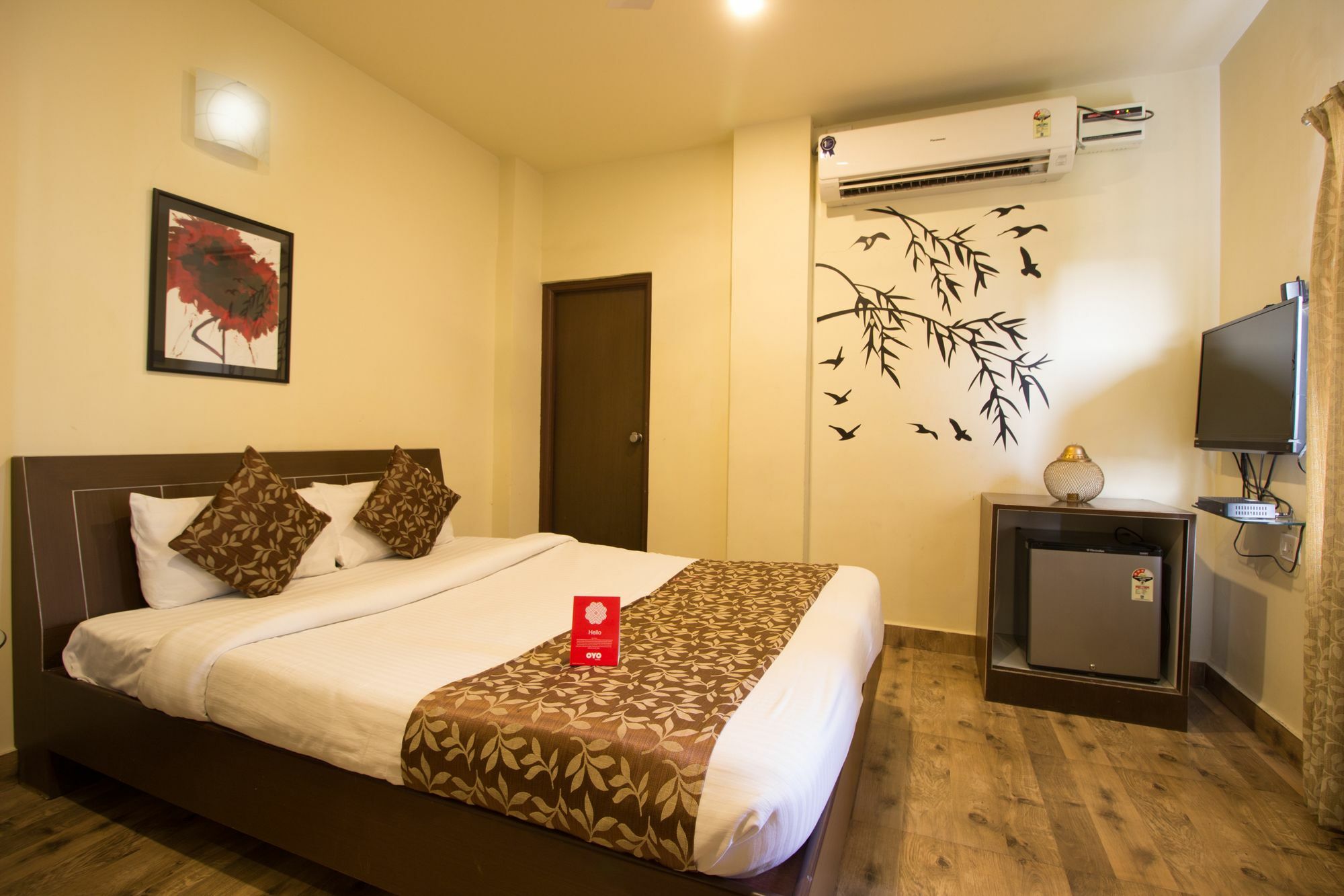 Oyo 674 Apartment Hotel Manar Luxury Suites Haidarábád Kültér fotó