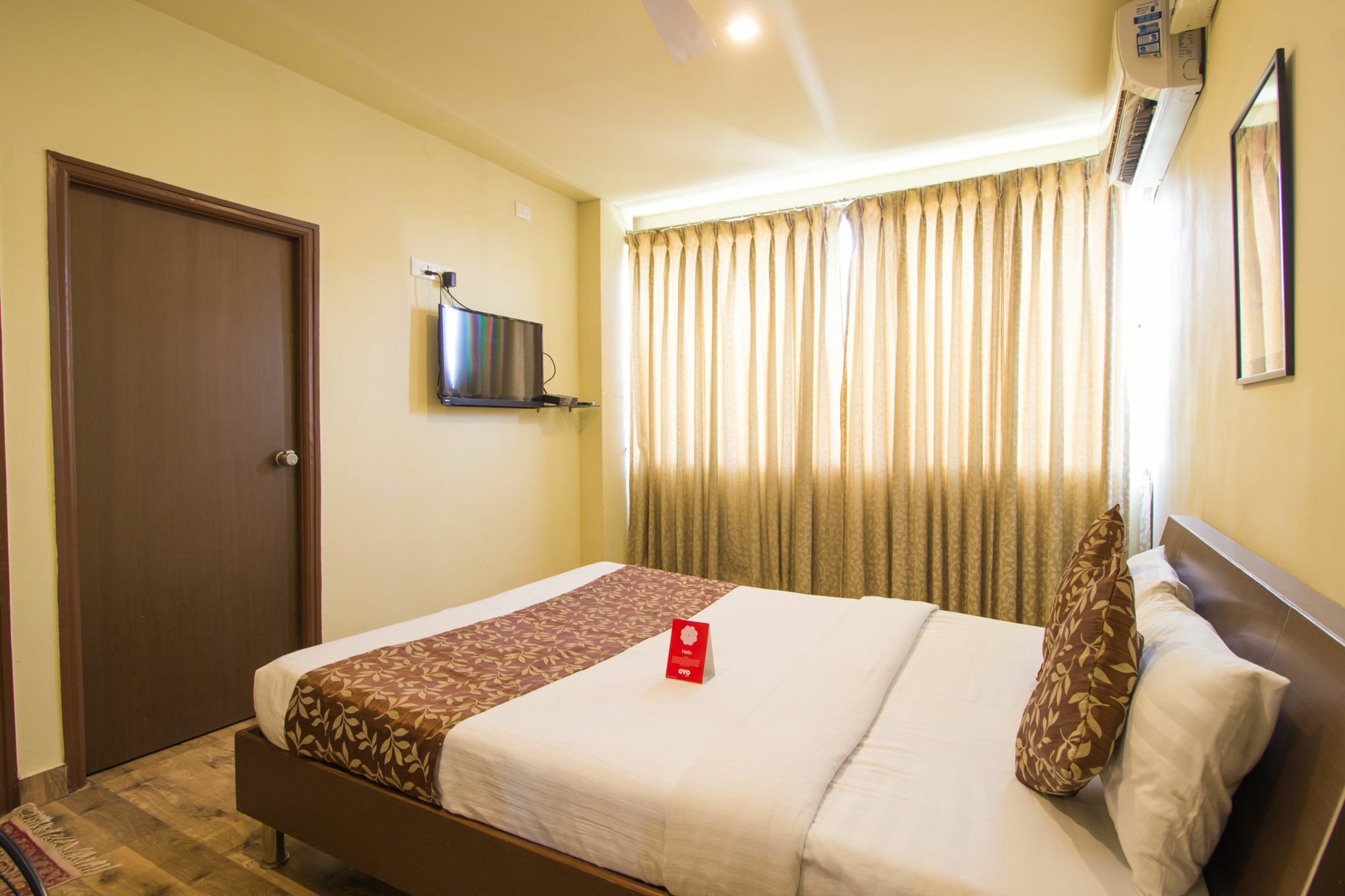 Oyo 674 Apartment Hotel Manar Luxury Suites Haidarábád Kültér fotó